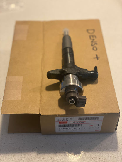 2007-2016 4JJ1 +30 Genuine Denso Injectors and Fitment Kit.